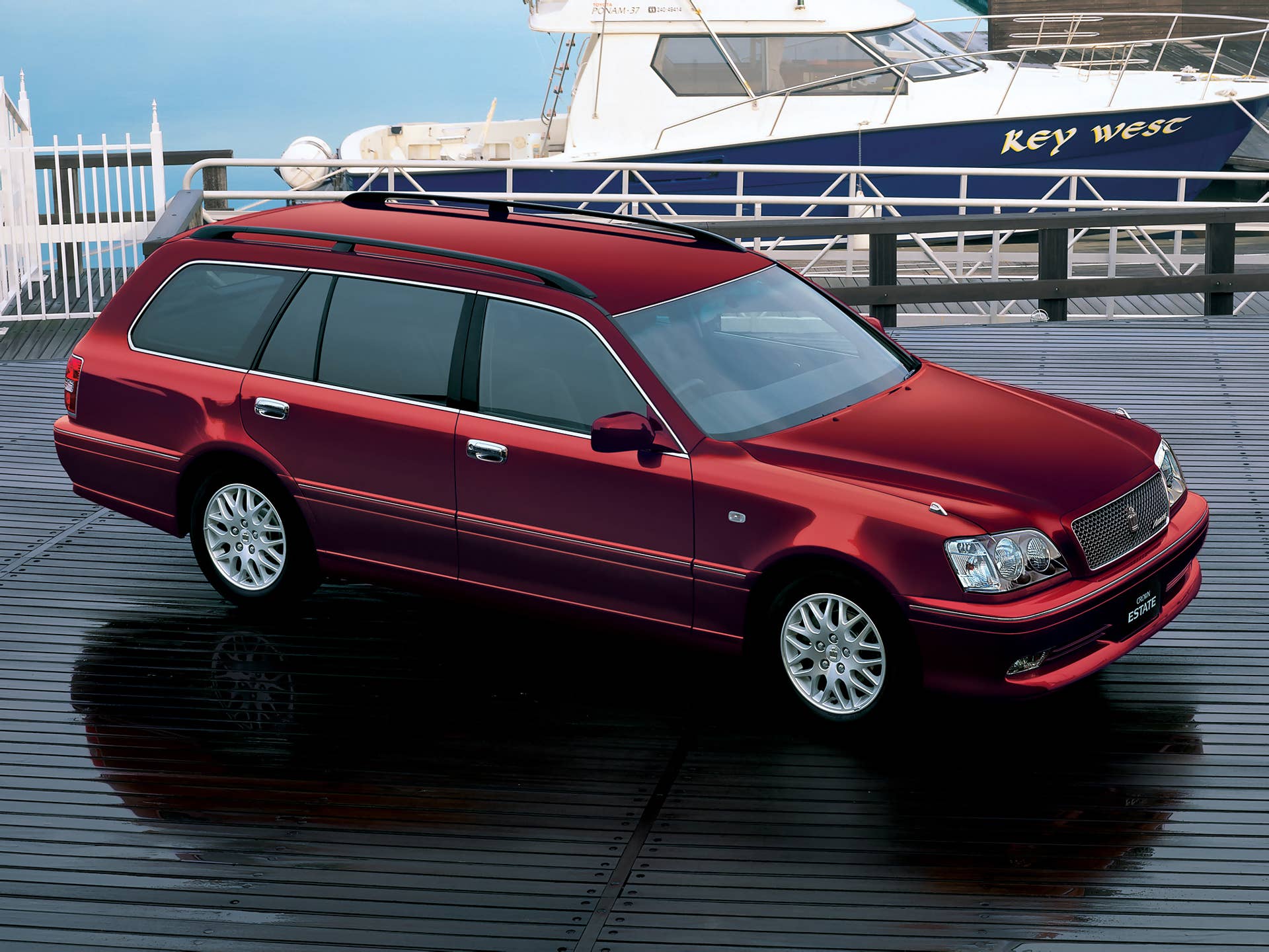 Toyota Crown Estate Athlete V