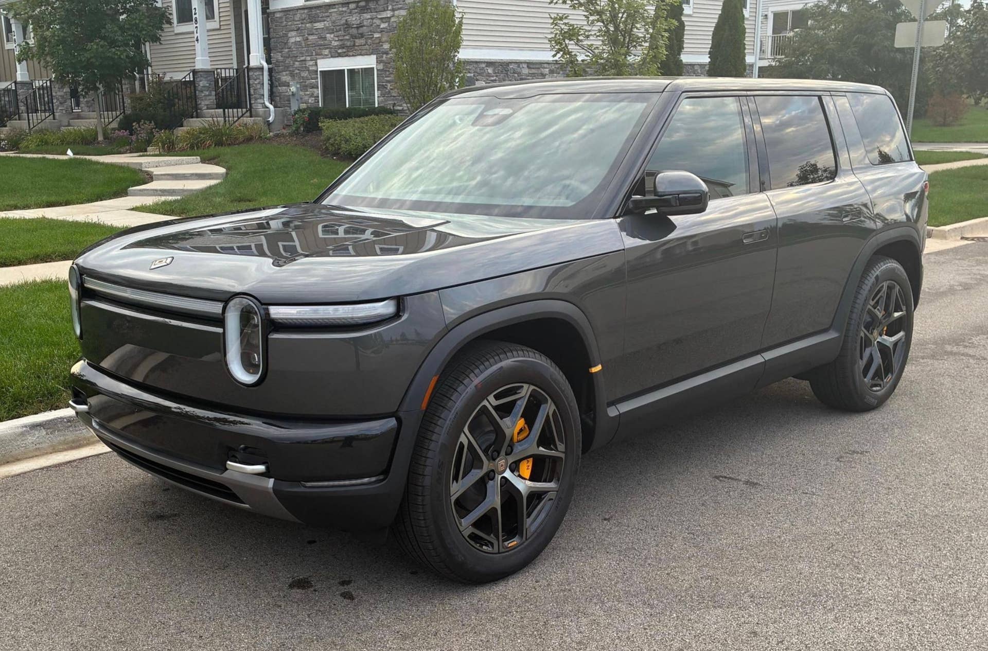 2027 Rivian R2 Performance