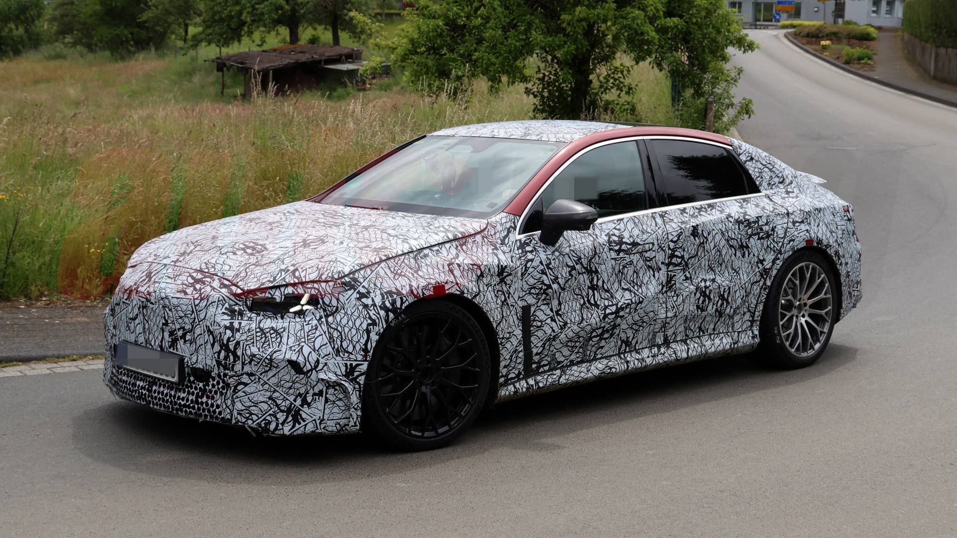 2027 Mercedes-AMG C 63 EV spy shot