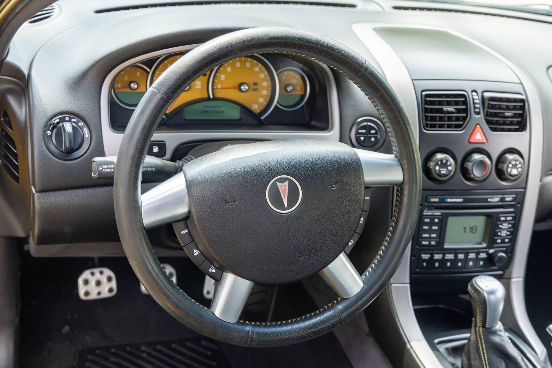 2004 Pontiac GTO