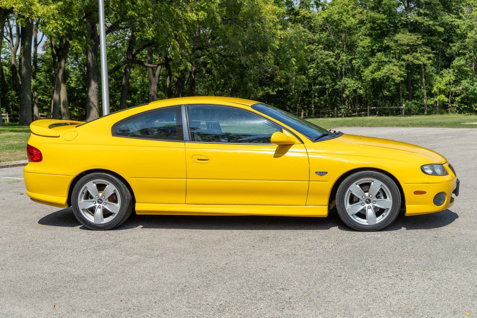 2004 Pontiac GTO