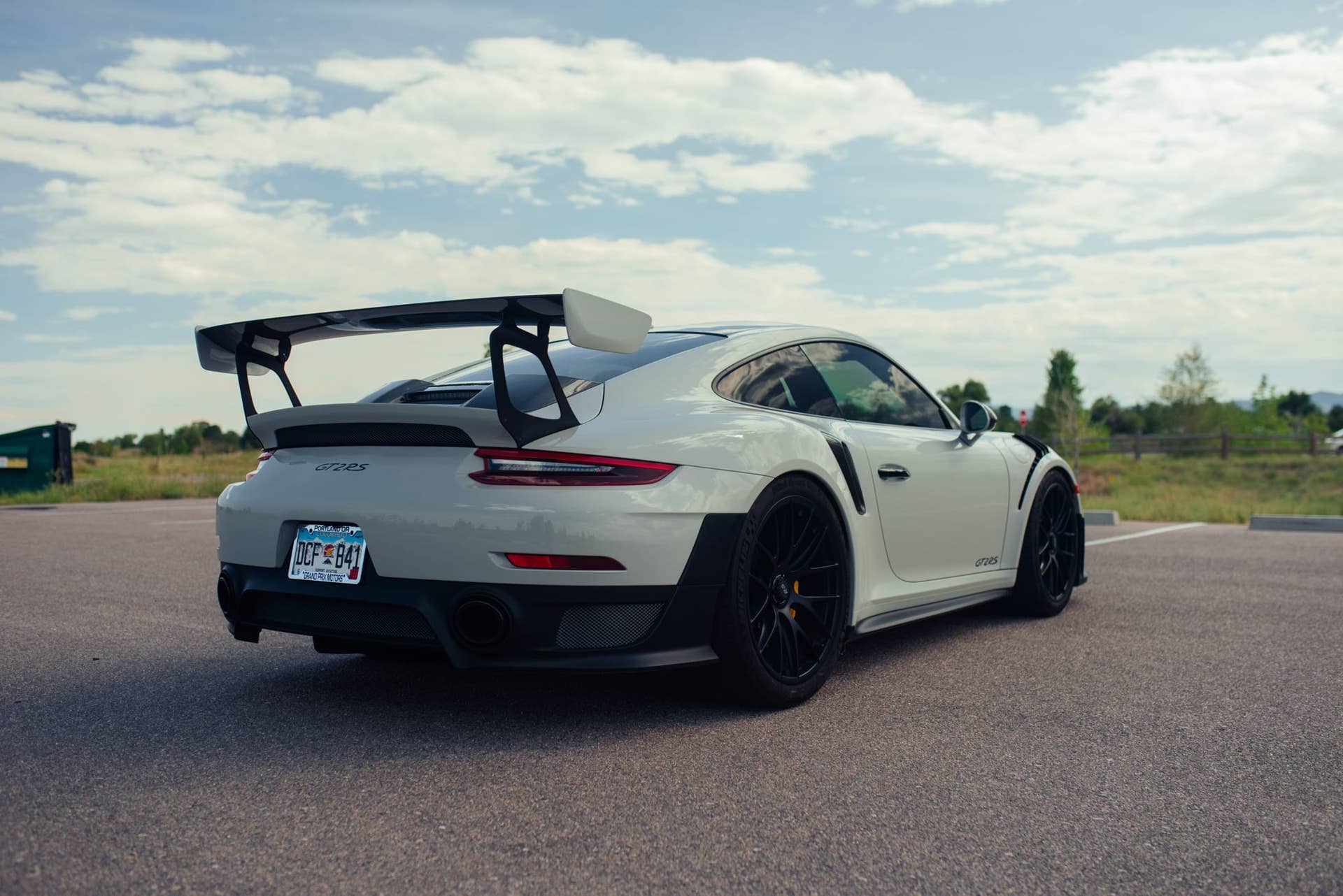 2018 Porsche 911 GT2 RS Weissach