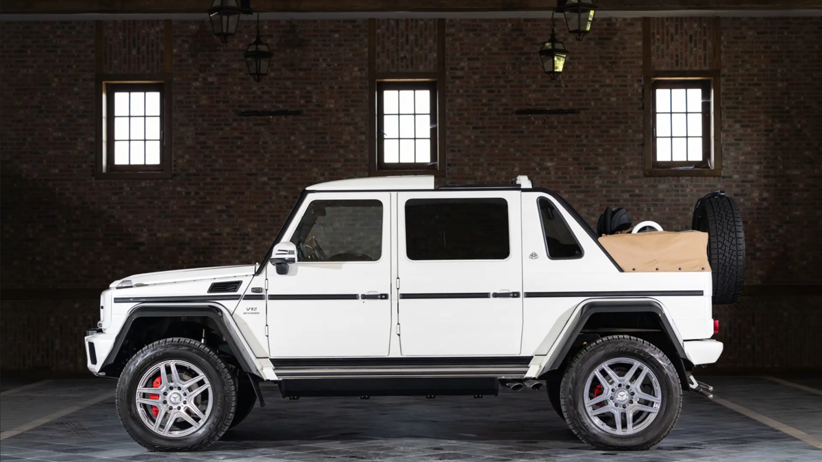 2018-mercedes-maybach-g-650-landaulet.png?profile=rss&x=50&y=50