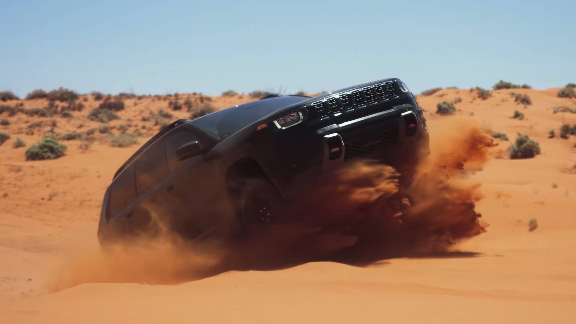 Jeep’s New Cherokee Trailhawk Looks Ready to Pick a Fight With the Bronco ...