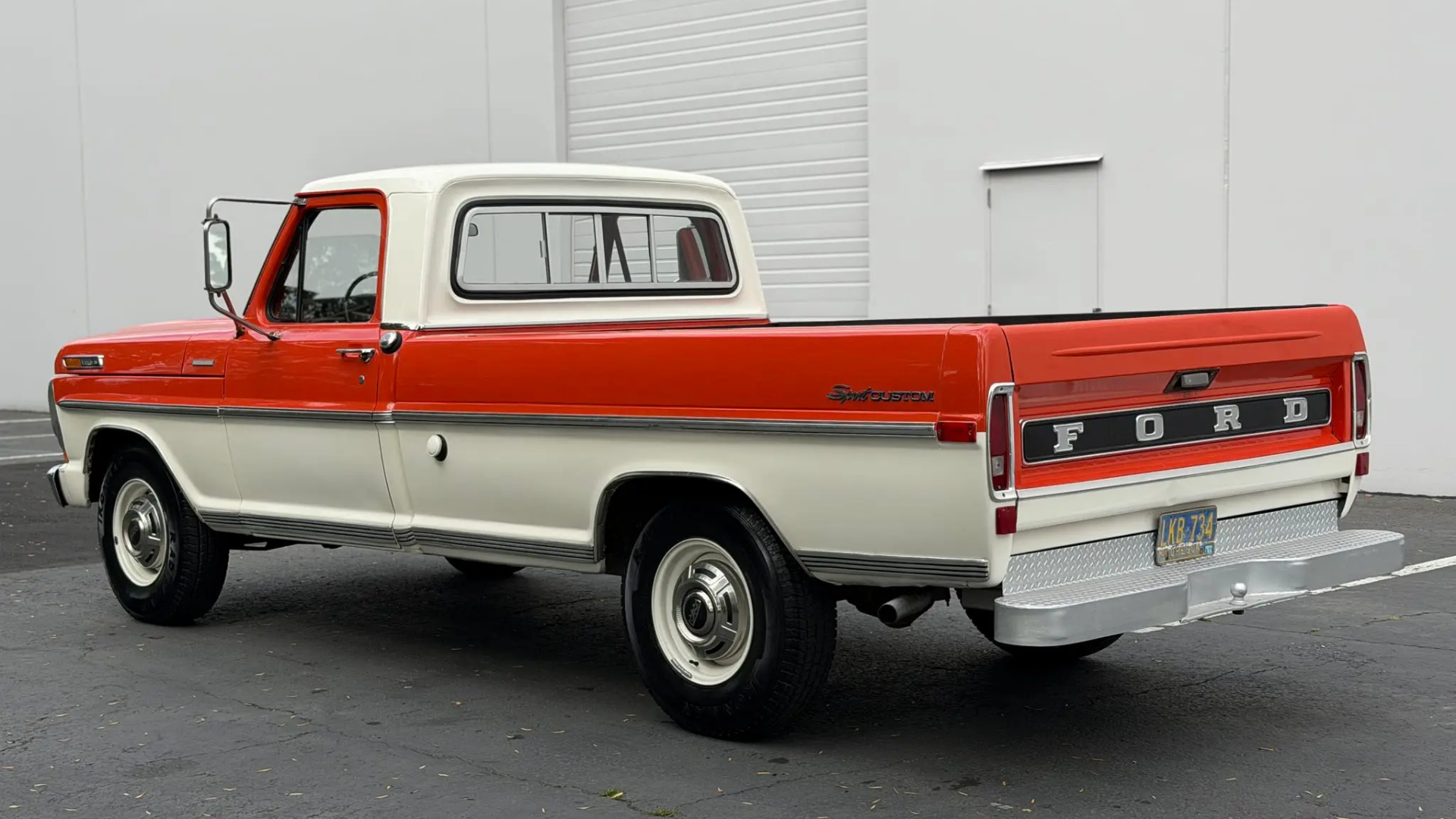 1972 Ford F-250 Sport Custom Camper Special