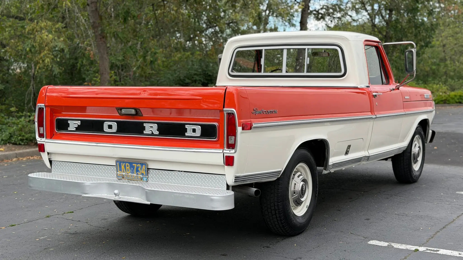 1972 Ford F-250 Sport Custom Camper Special