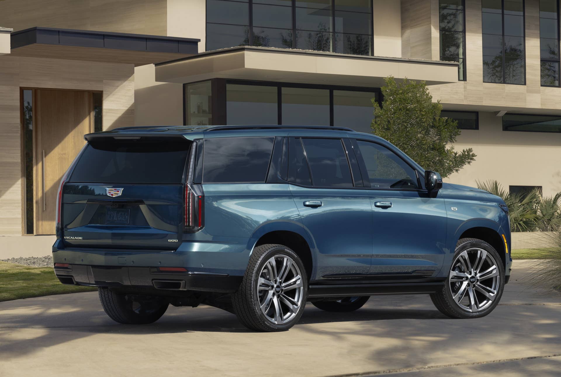 Cadillac Escalade Heated Seats May Quit When Cabin Tops 86 Degrees