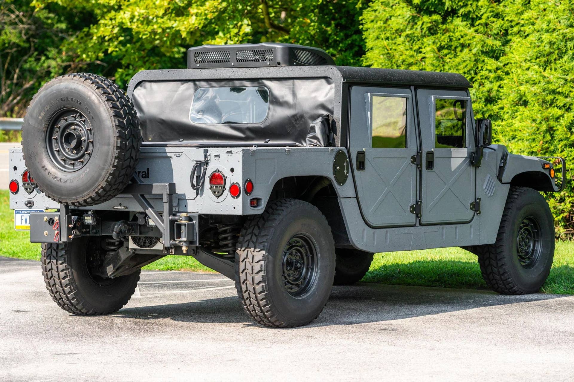 1989 AM General M998 HMMWV For Sale With 8,500 Miles Shown - Autoblog