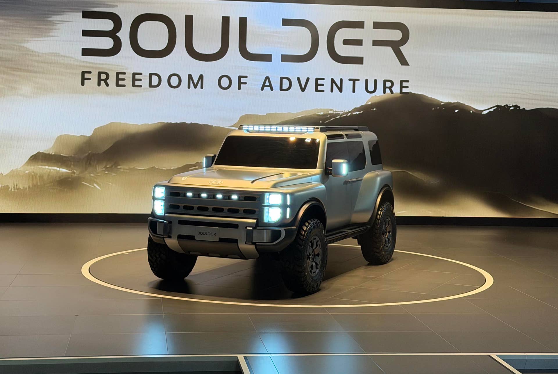 Hyundai Boulder - debut front 3-4