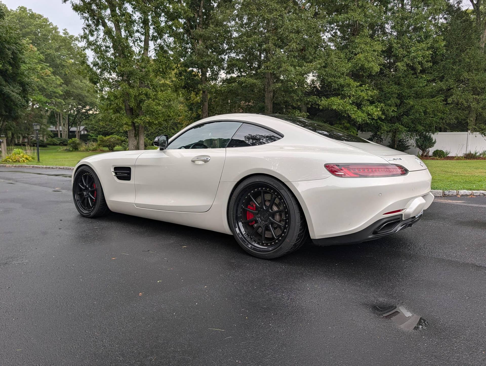 2016 Mercedes-AMG GT S