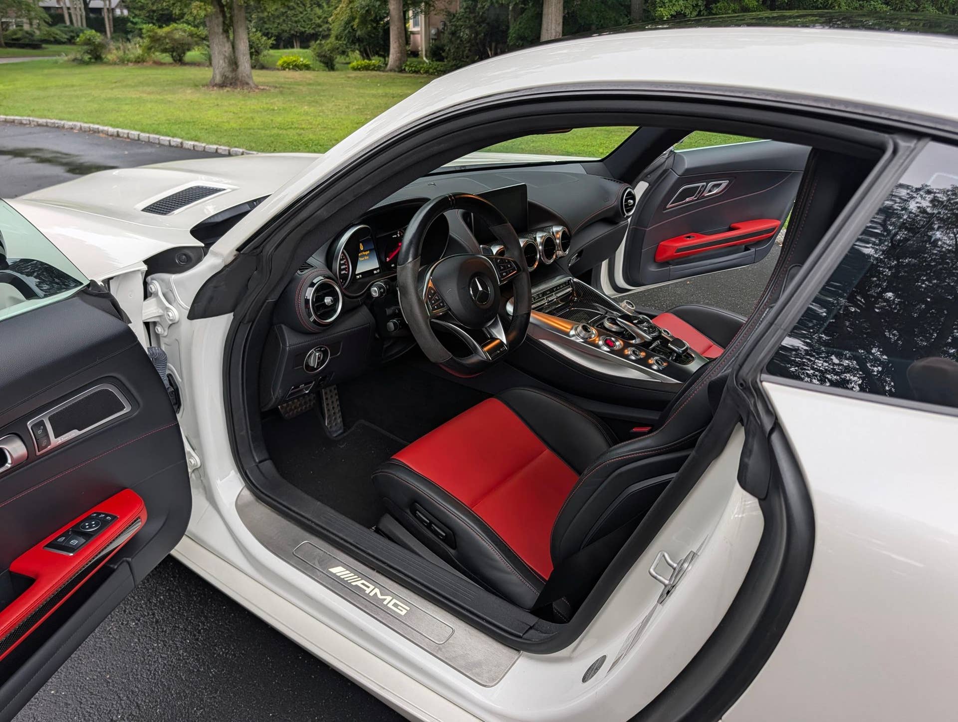 2016 Mercedes-AMG GT S