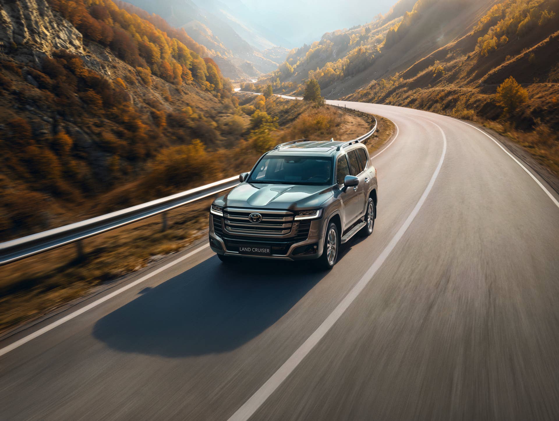 2026 Toyota Land Cruiser 300 Series HEV dynamic on road