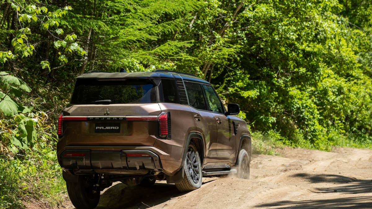 2027-mitsubishi-montero-pajero-driving_on_off-road14.jpg?profile=rss&x=50&y=50