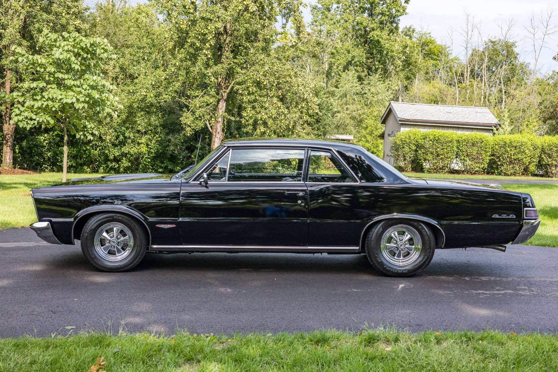 1965 Pontiac Tempest restomod