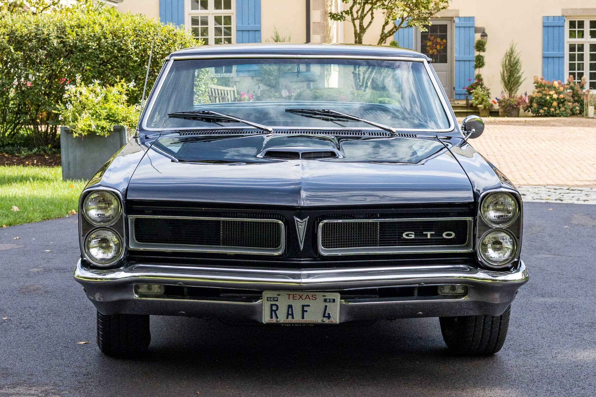 1965 Pontiac Tempest restomod