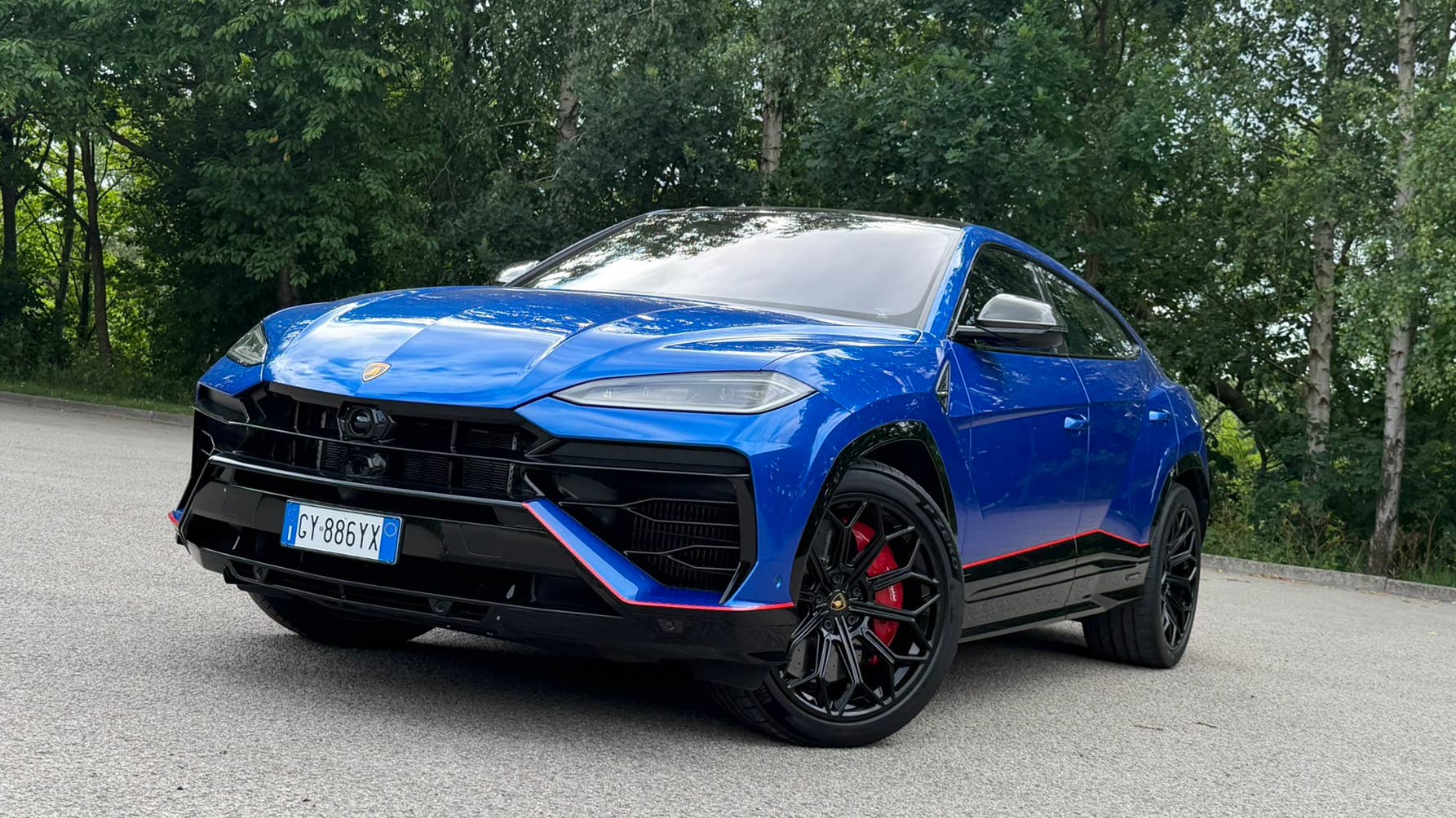 I Drove The 2026 Lamborghini Urus SE And It's Impossible Not To Like ...