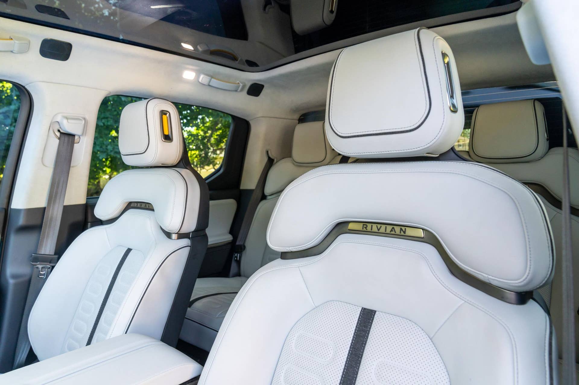 2022 Rivian R1T Adventure