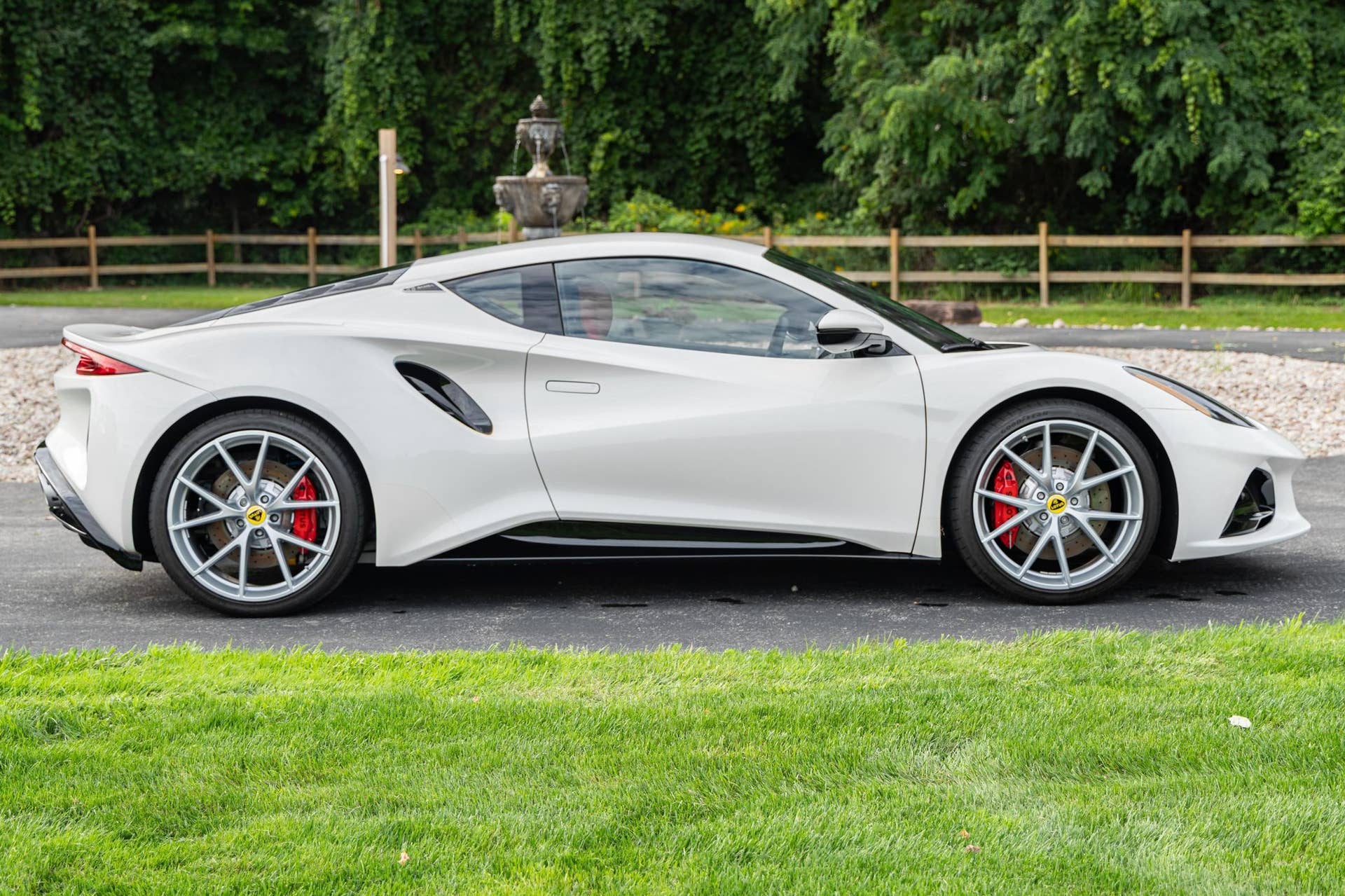 2024 Lotus Emira V6 First Edition