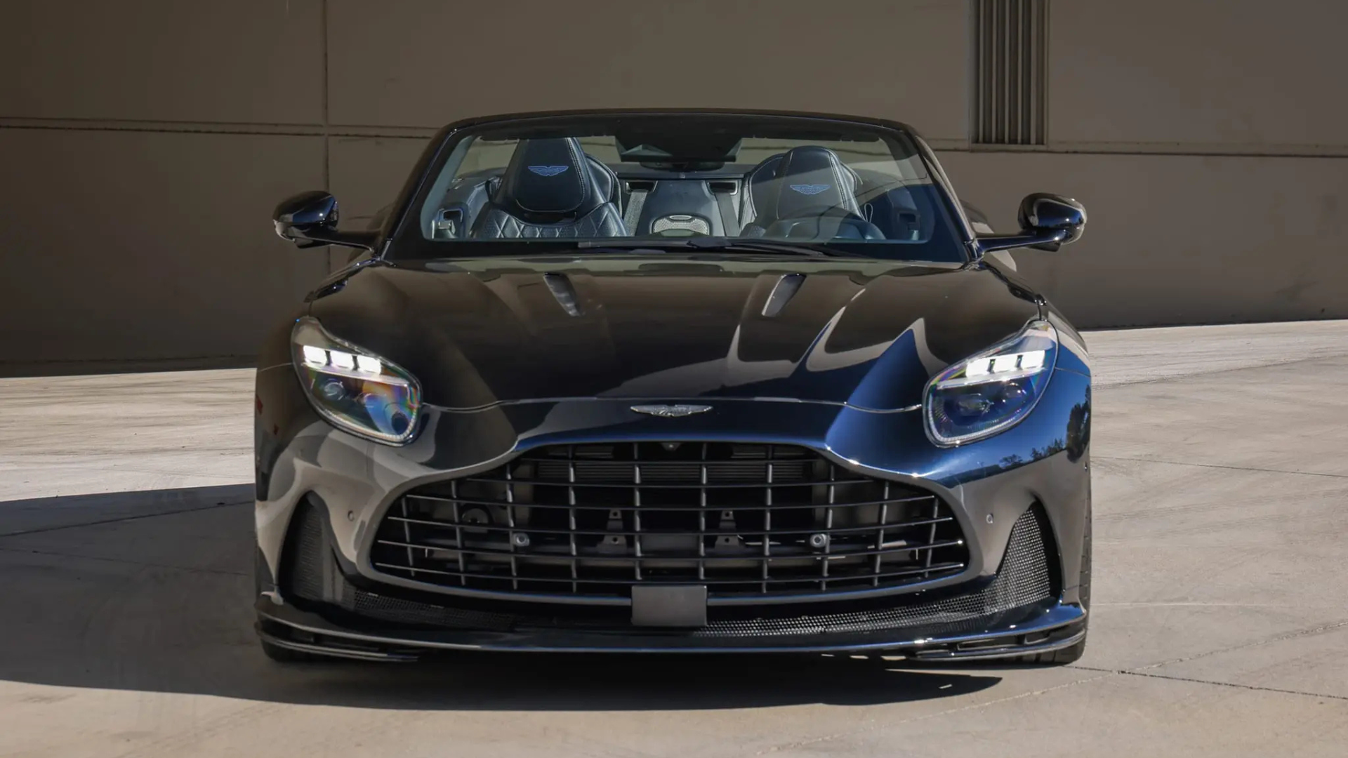 2024 Aston Martin DB12 Volante