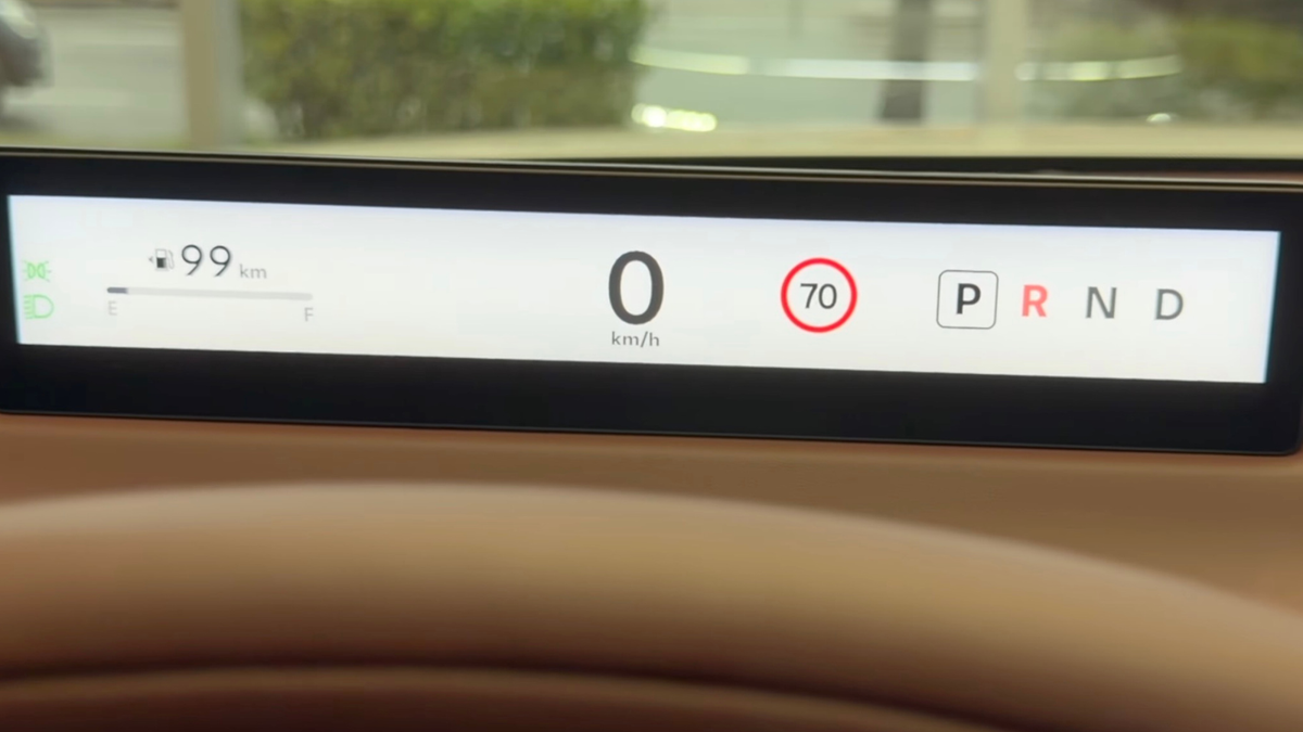 pleos-connect-in-hyundai-grandeur-2.png?profile=rss&x=50&y=50