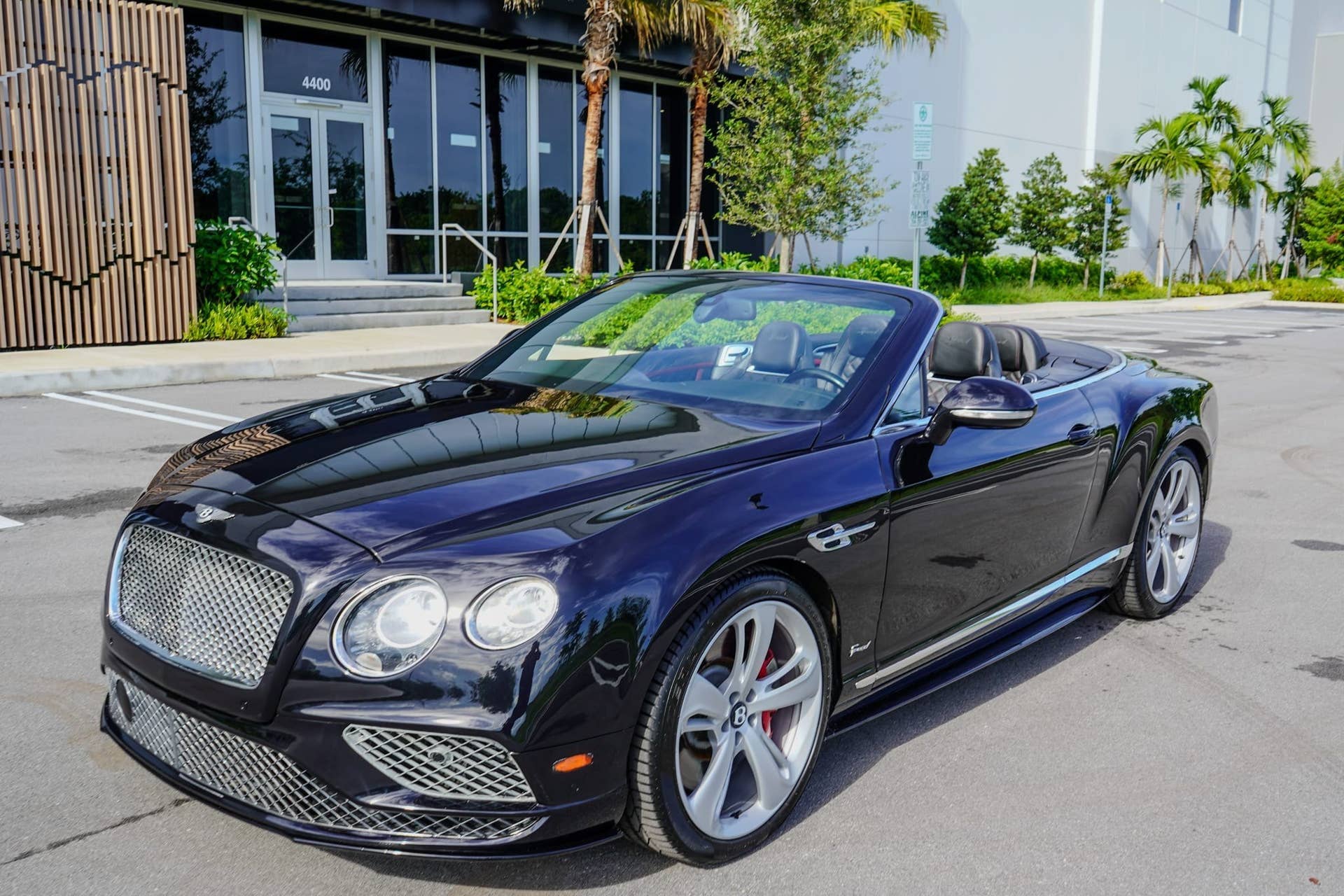 Bentley Continental GT Speed ​​Cabriolet, Baujahr 2016, mit 49 ...