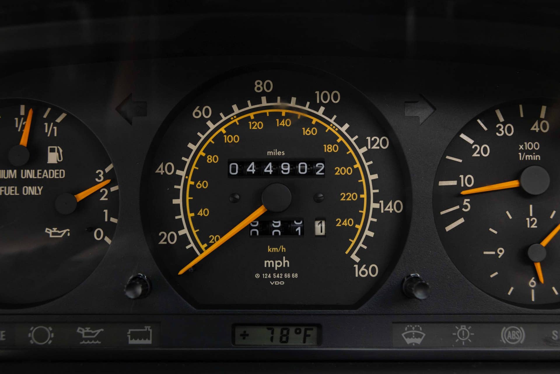 1991 Mercedes-Benz 300E (W124)