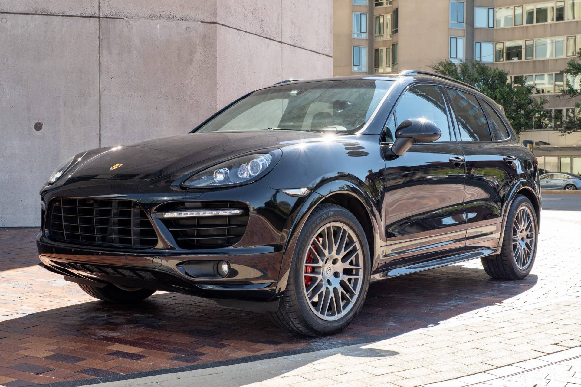2013 Porsche Cayenne GTS
