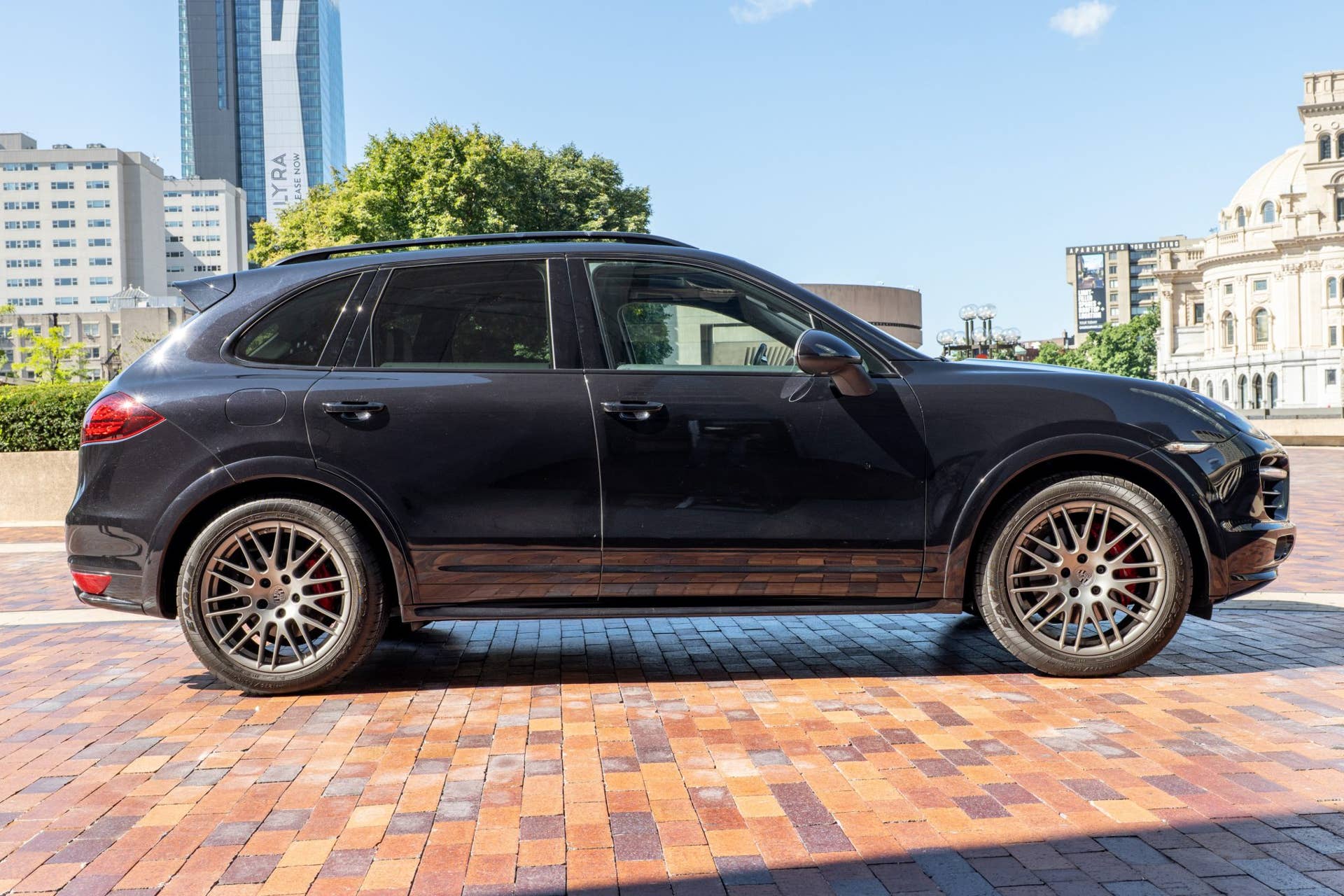 2013 Porsche Cayenne GTS