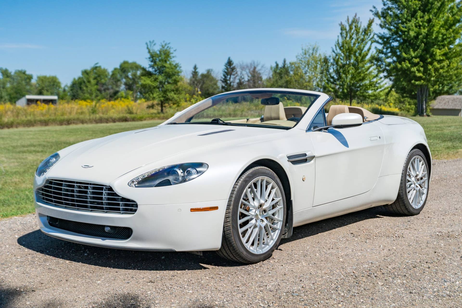 2009 Aston Martin V8 Vantage Roadster