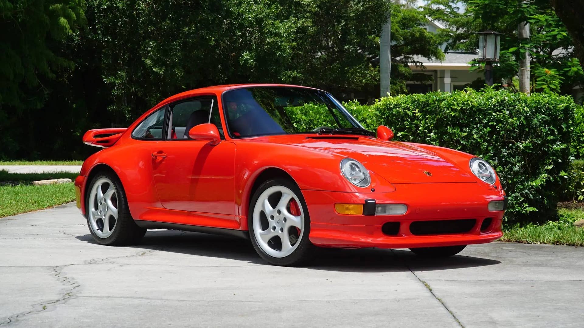 1997 Porsche 911 Carrera 4S

