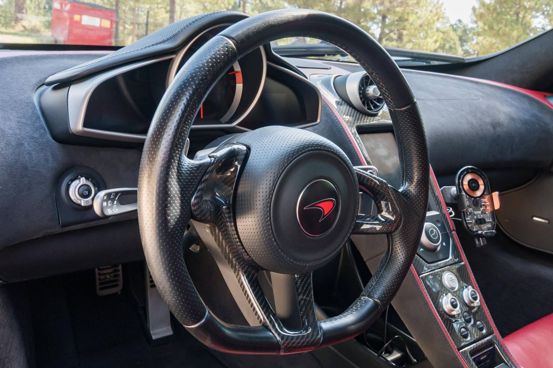2012 McLaren MP4-12C
