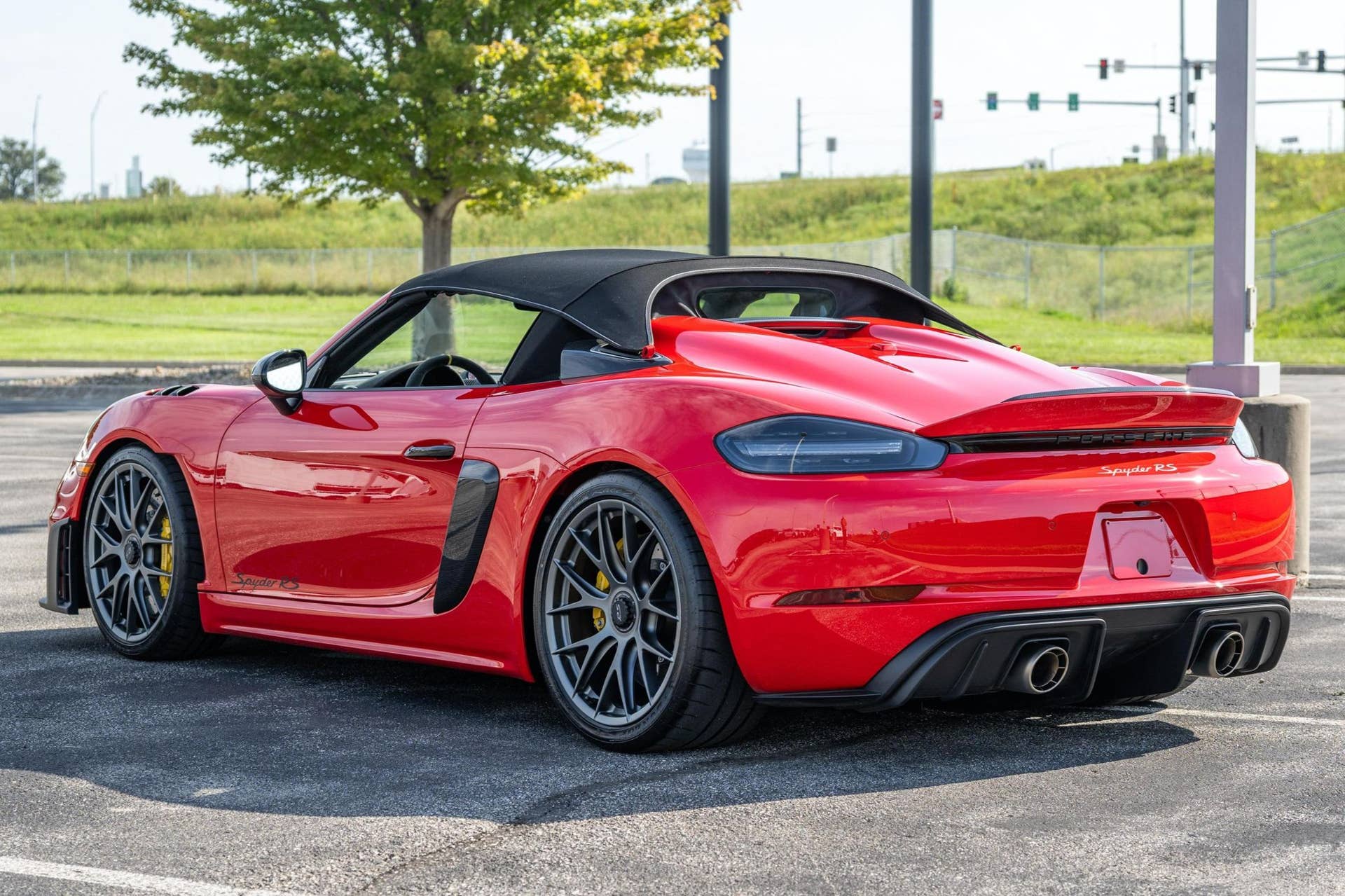 2025 Porsche 718 Spyder RS Weissach