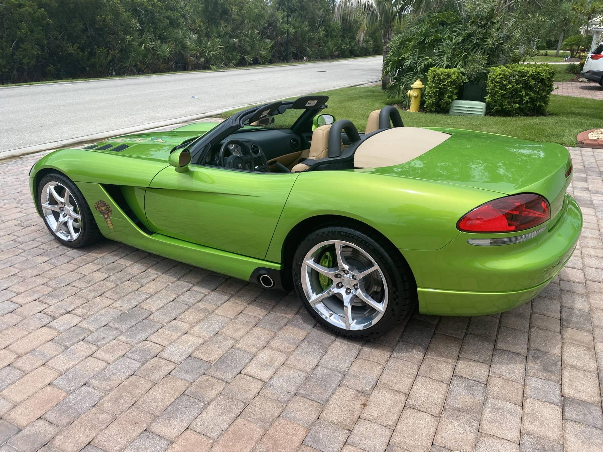 2009 Dodge Viper SRT-10 Roadster