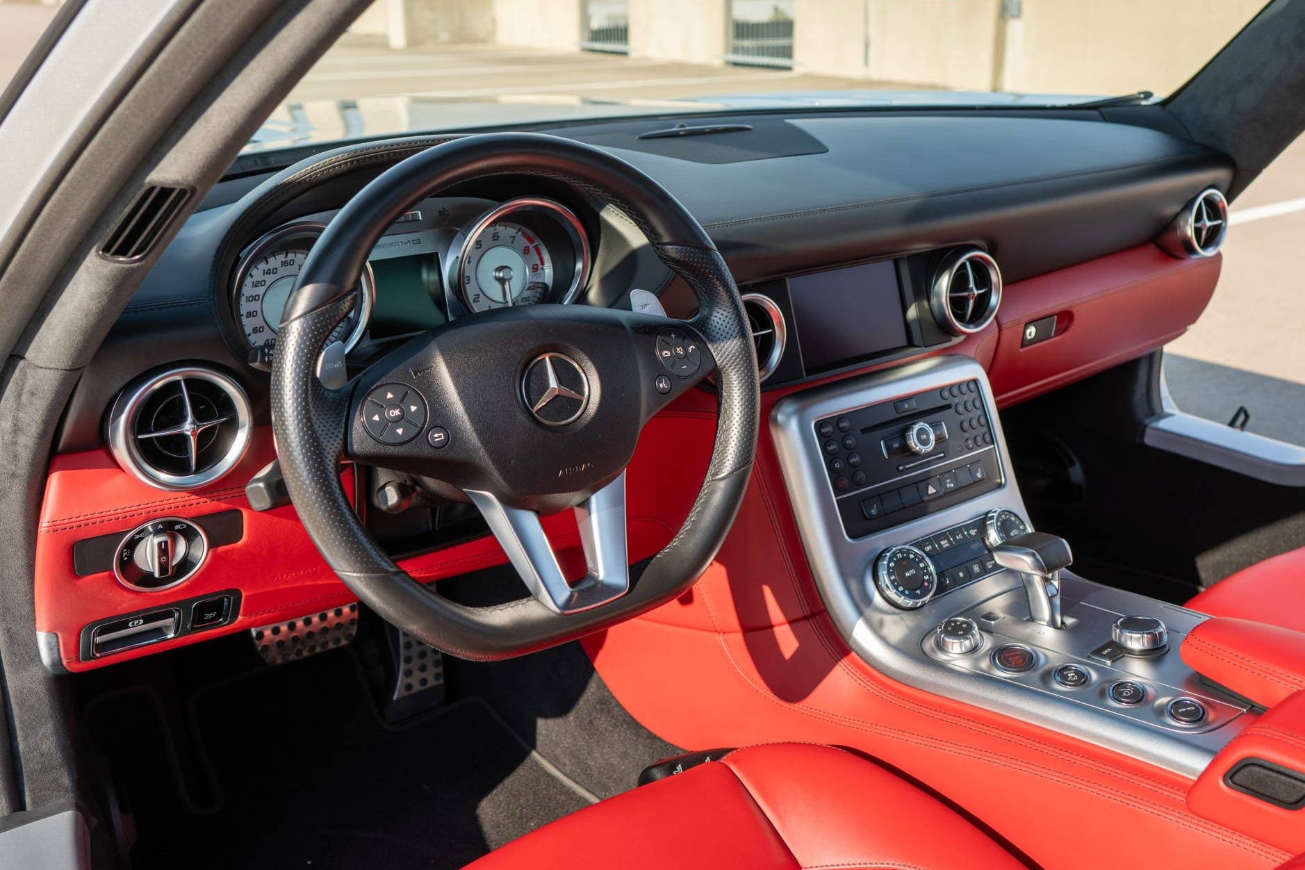 2011 Mercedes-Benz SLS AMG