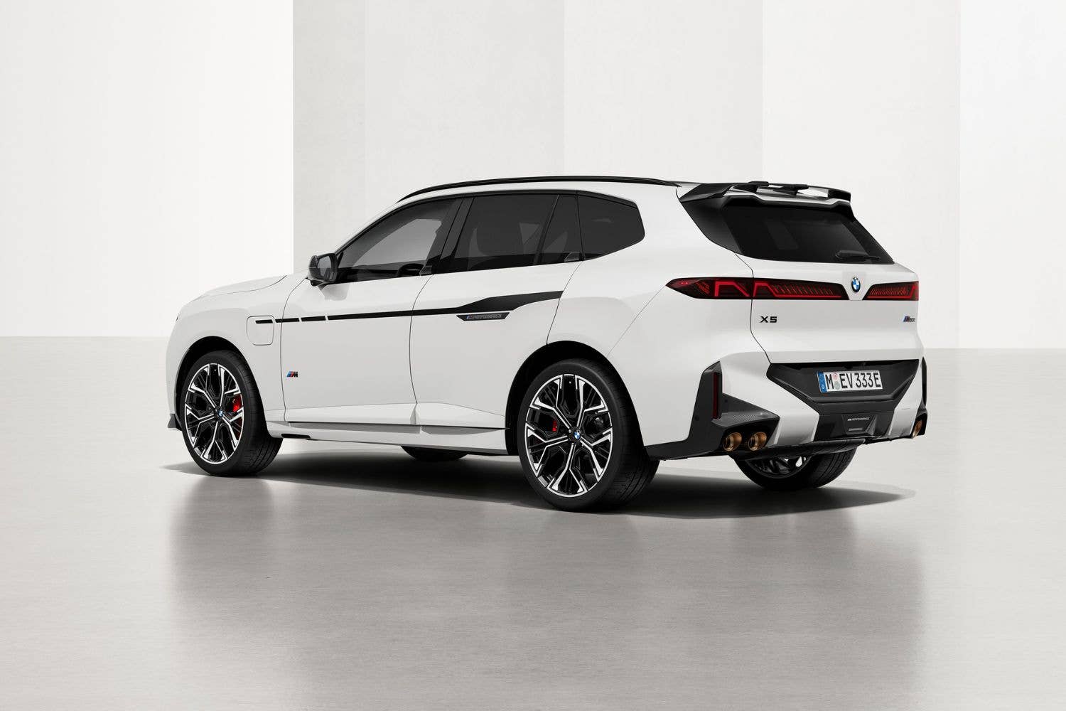 G65 Postcode BMW Wants Your New X5 to Look Faster With These M Performance Parts ...