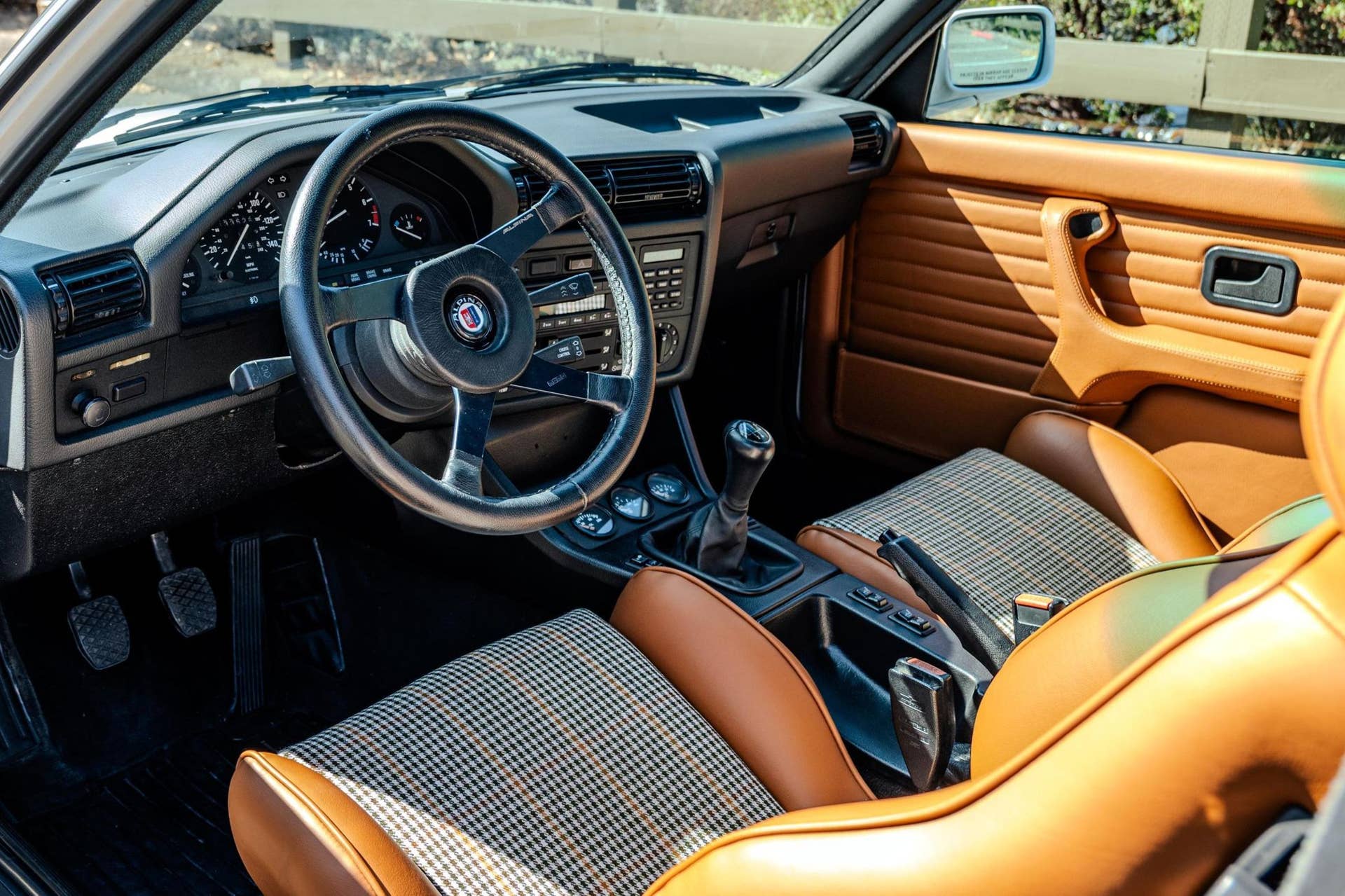 1987 BMW 325is