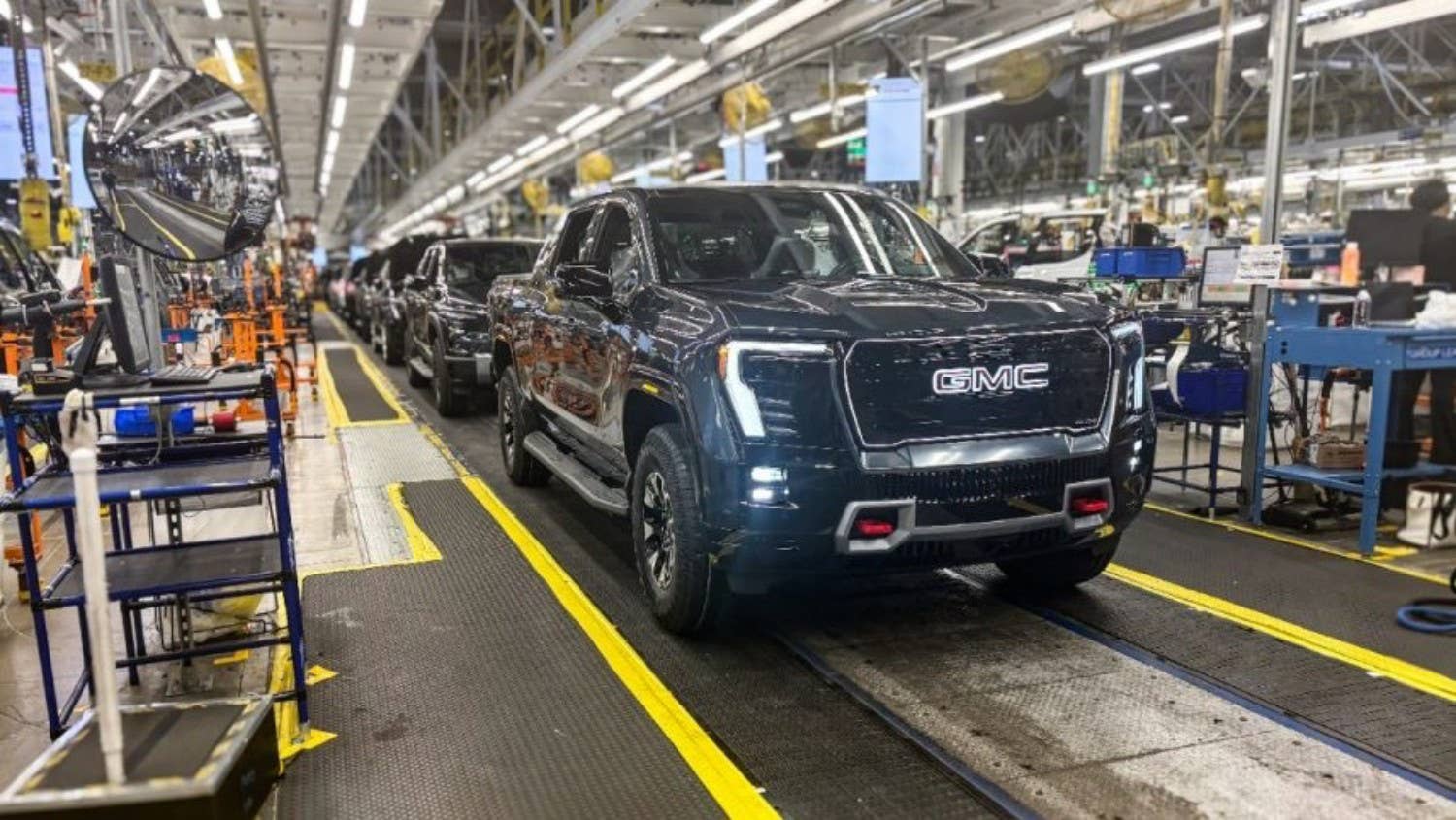 GM Starts Shipping EVs With Recycled Batteries - Autoblog