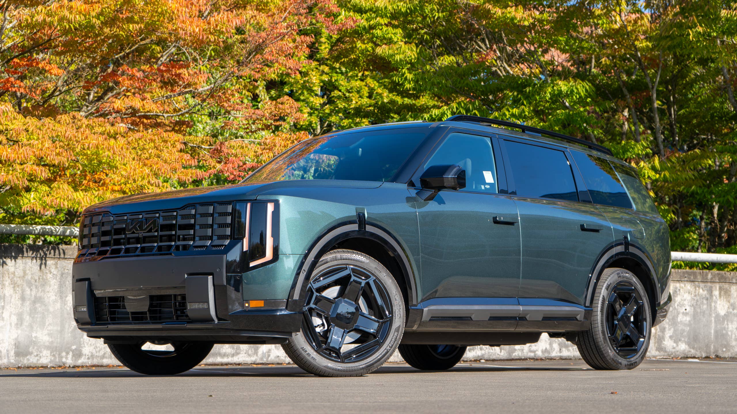 2027 Kia Telluride HEV X-Line SX-Prestige AWD
