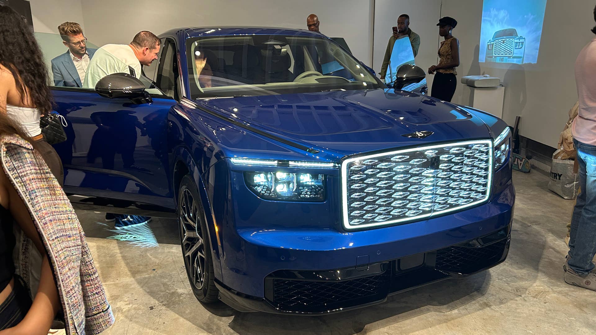 This Is What the Bentley Torcal Looks Like Up Close - Autoblog