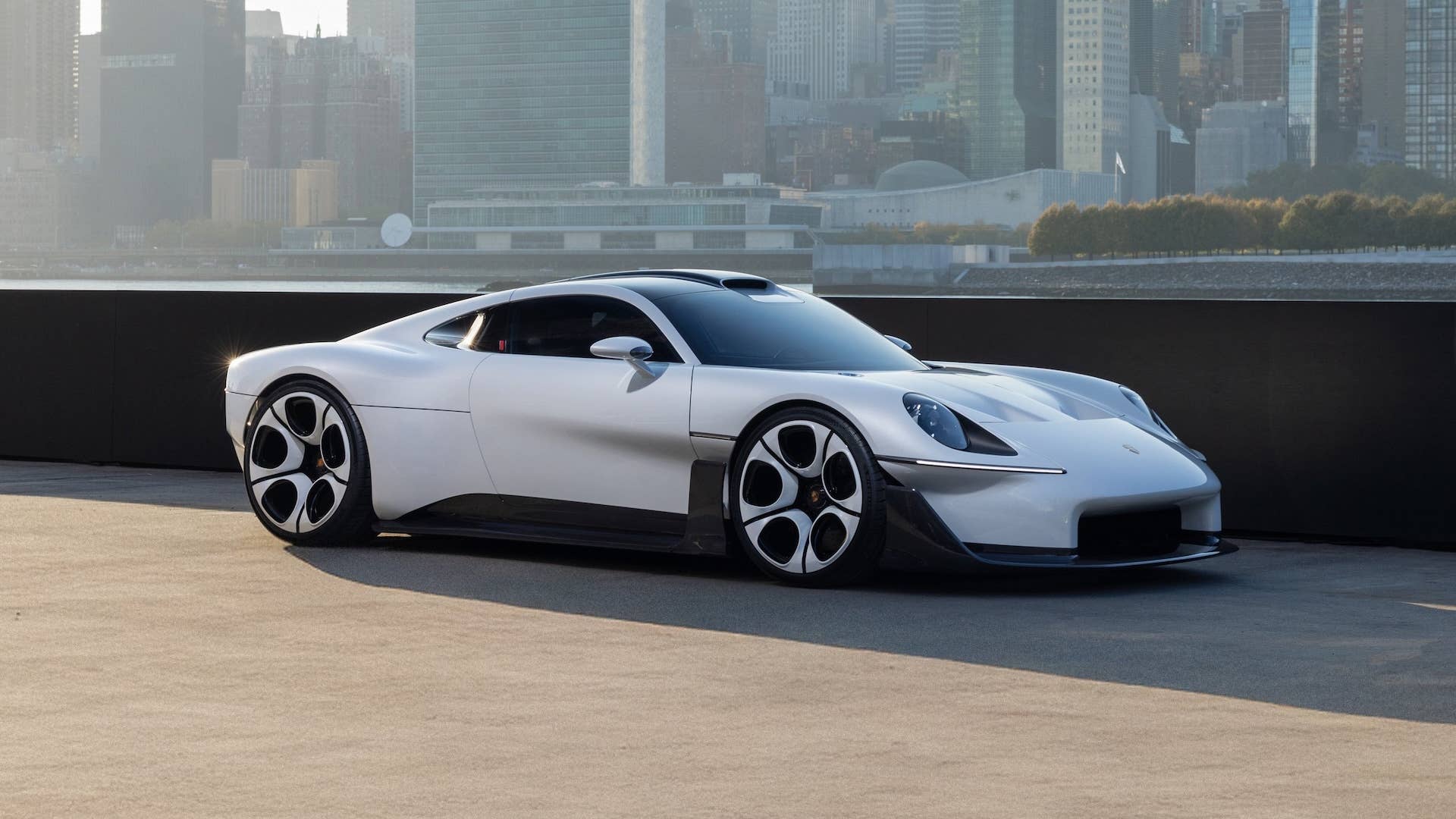 Porsche Mission S