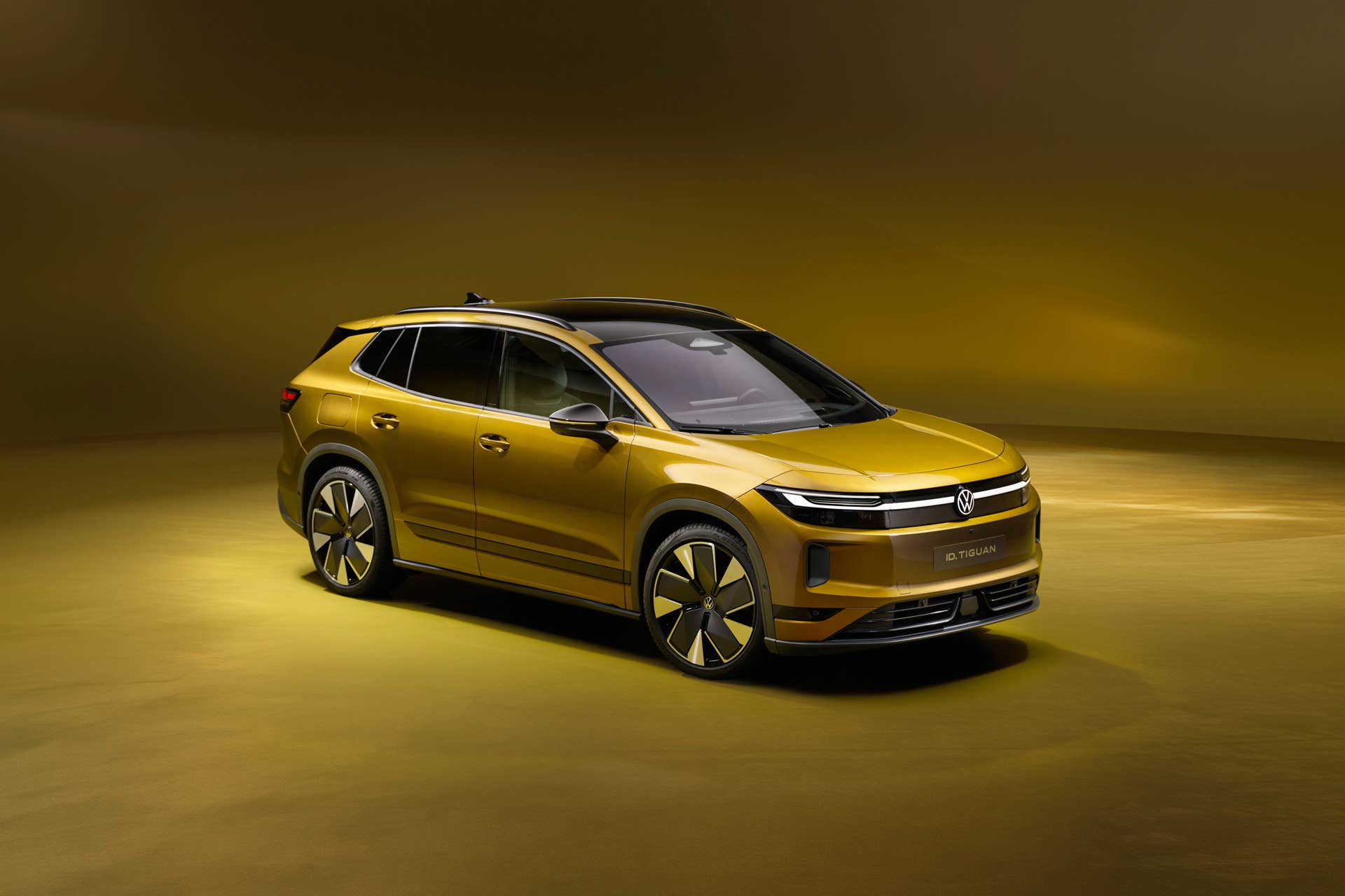 Volkswagen ID. Tiguan Launch Signals $8B+ EV Accessory Market Opportunity for Cross-Border Sellers