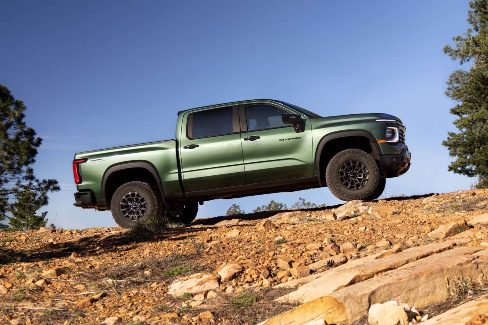 2027 Chevrolet Silverado 1500 Trail Boss side view