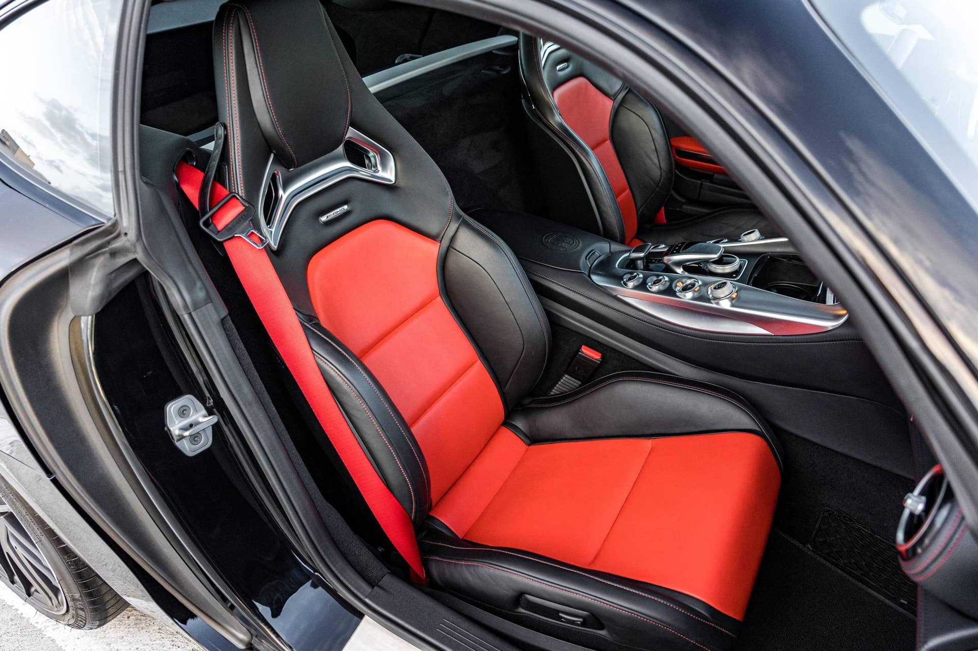 2016 Mercedes-AMG GT S
