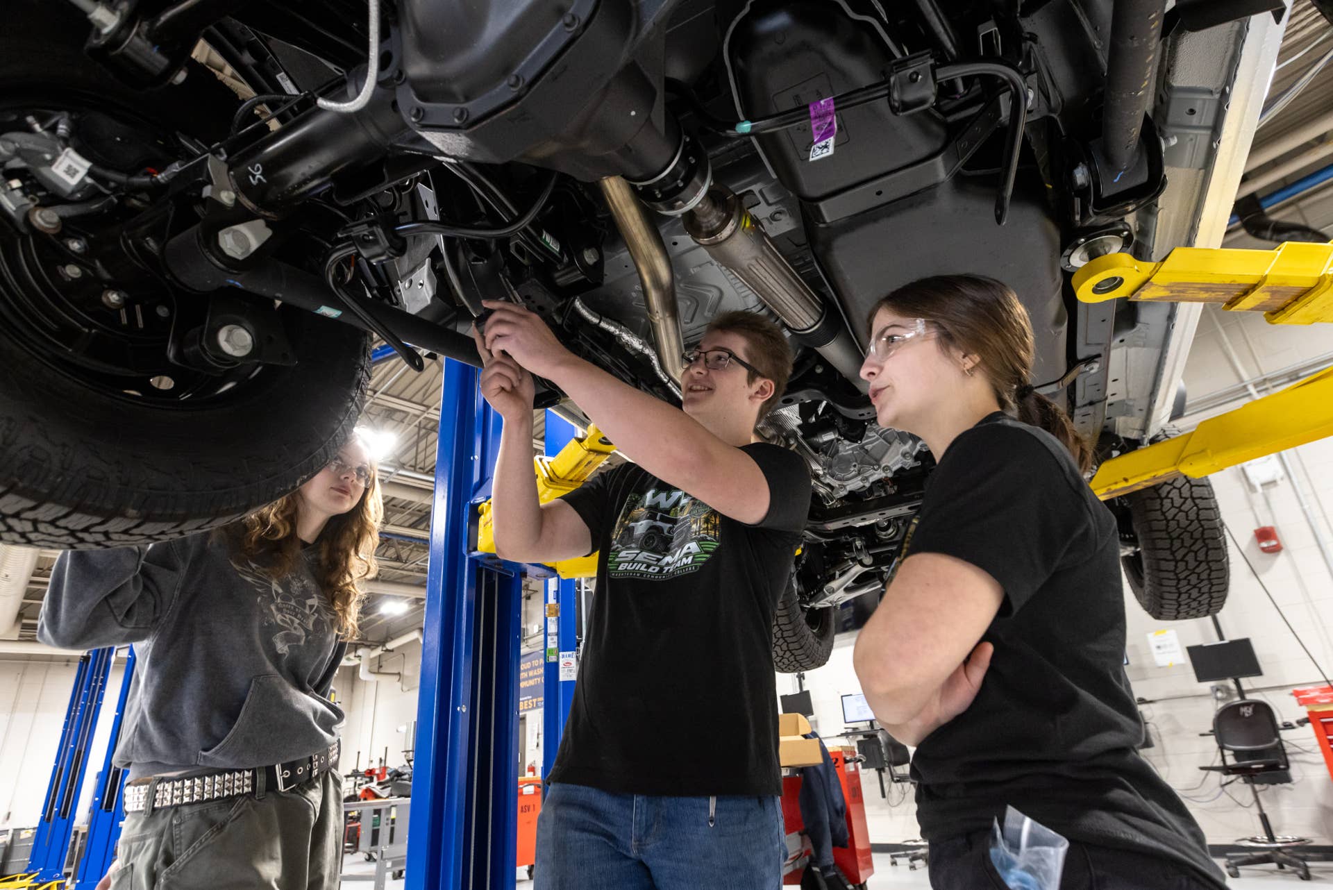 Ford and Washtenaw Community College Build Skills — and a Ford Bronco — for SEMA 2026