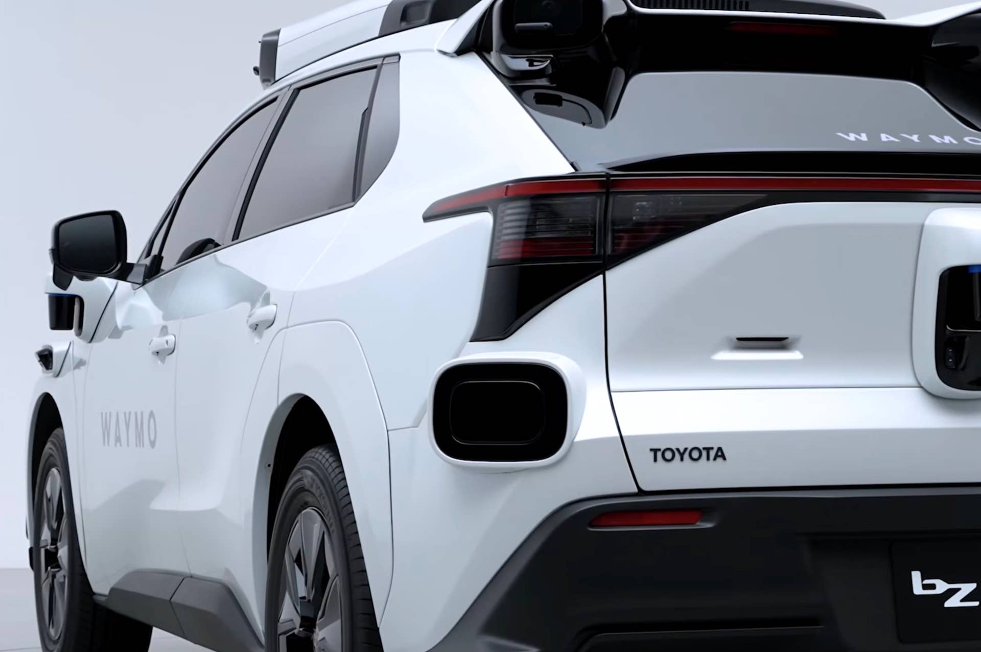 Toyota bZ4X robotaxi