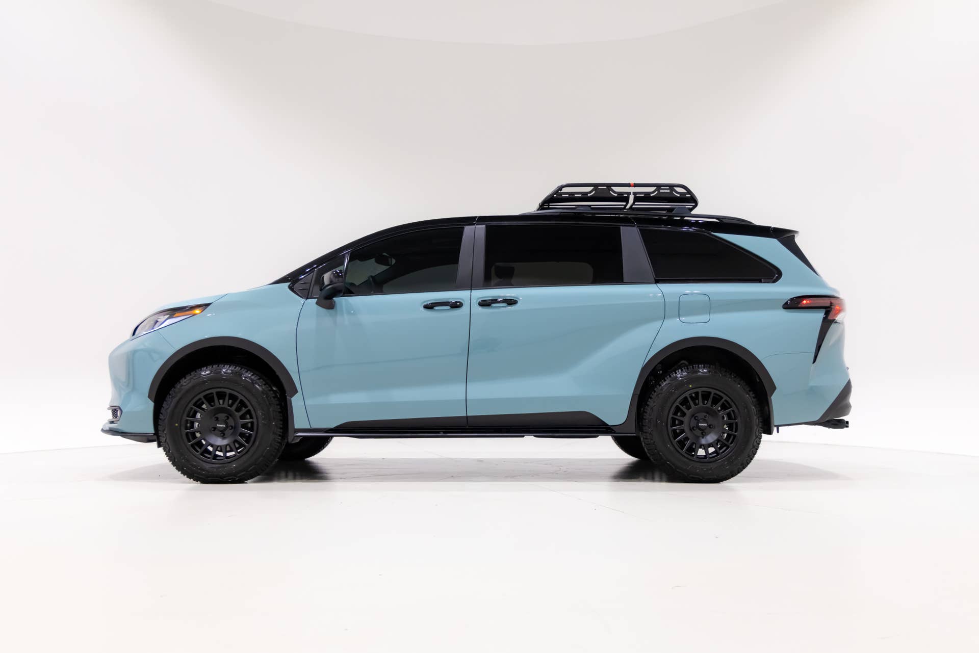 Toyota Sienna Woodland Concept