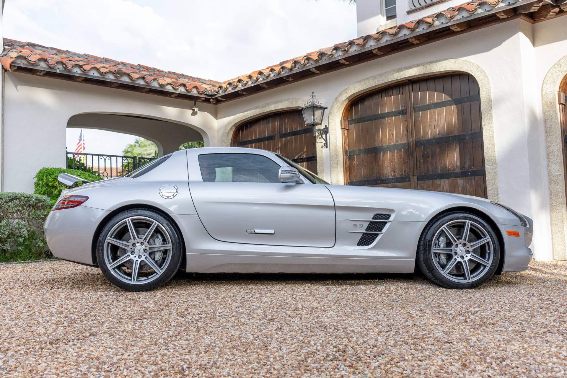 2011 Mercedes-Benz SLS AMG