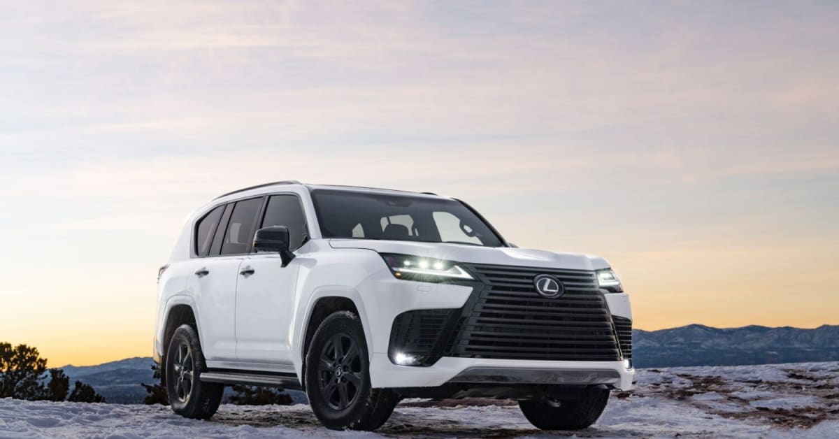 Lexus' most expensive SUV yet The 2025 LX 700h hybrid arrives Autoblog