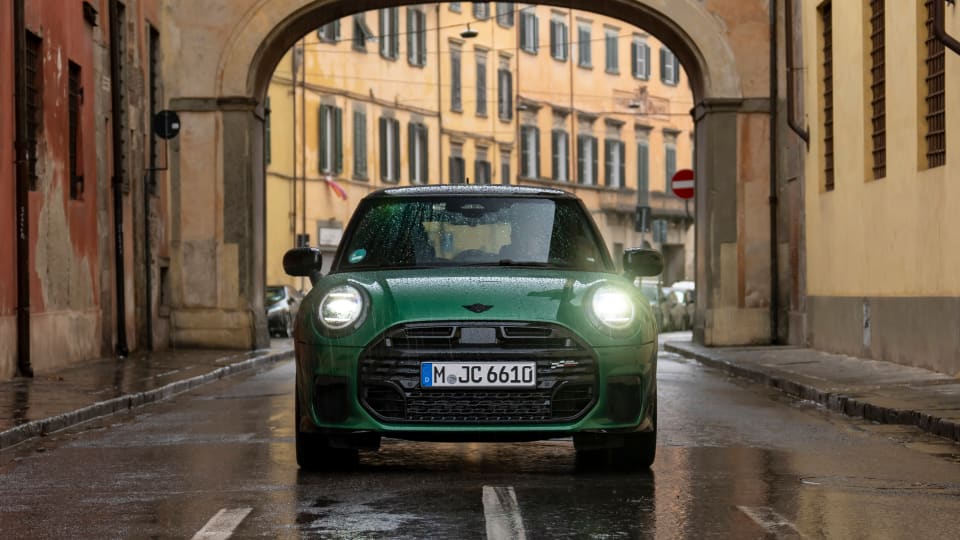 Rev Up Your Engine: What Reviews Really Tell Us About Cars