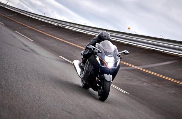 Suzuki Hayabusa superbike makes a triumphant comeback for 2021 Autoblog